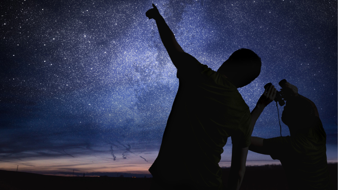 Beobachtung mit dem Fernglas
